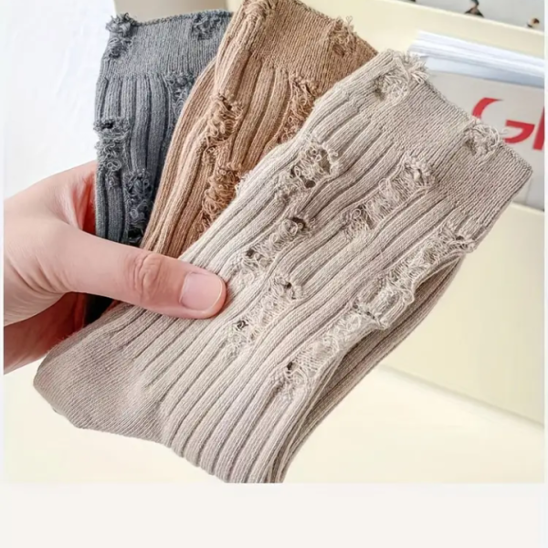 1 Pair Vintage Ripped Socks